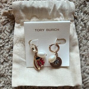 NIB Tory Burch Gold and Red Ladybug Pearl mismatched Earrings